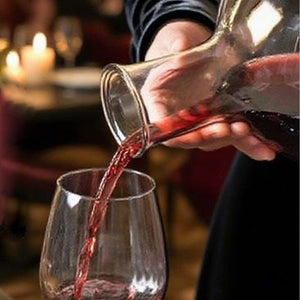 Quelle carafe à vin choisir pour sublimer vos rouges ?