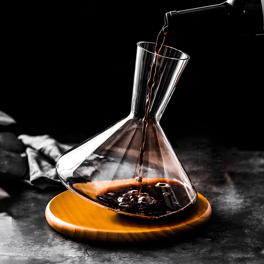 Carafe à vin artisanale WIOR — soufflage du verre